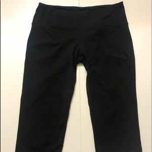 Athleta Chaturanga Yoga Knicker